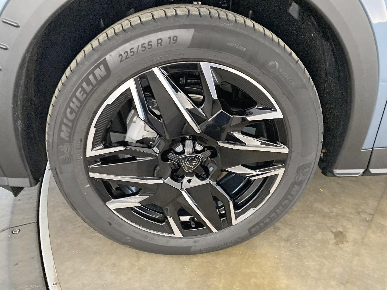 Peugeot 3008 hybrid 145 e-dcs6 allure — photo 11
