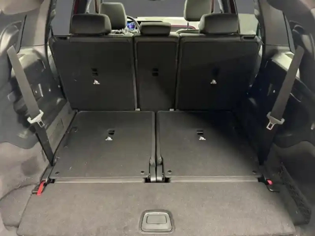 Mercedes Glb 200 d amg line — photo 30