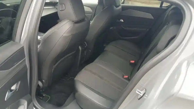 Peugeot 308 bluehdi 130ch s&amp;s eat8 — photo 11