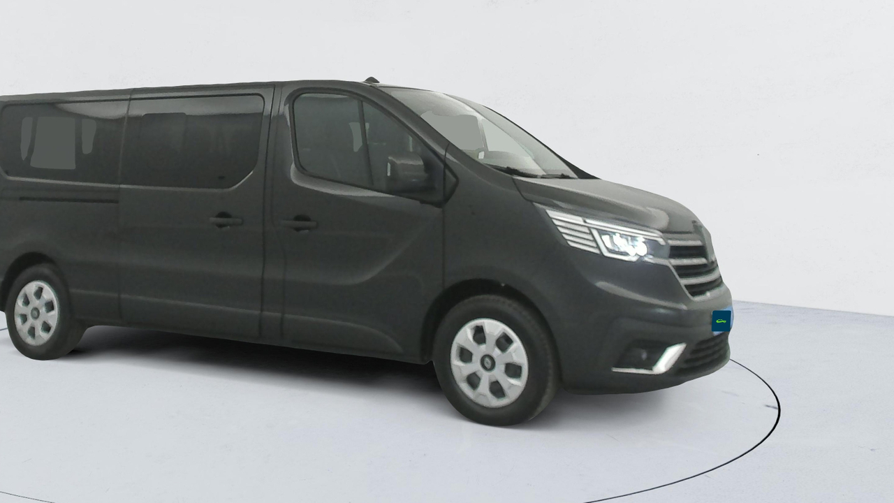 Renault Trafic Combi — photo 7