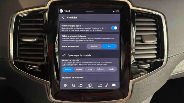 Volvo Xc90 t8 awd hybride rechargeable 310+145 ch geartronic 8 7pl — photo 18