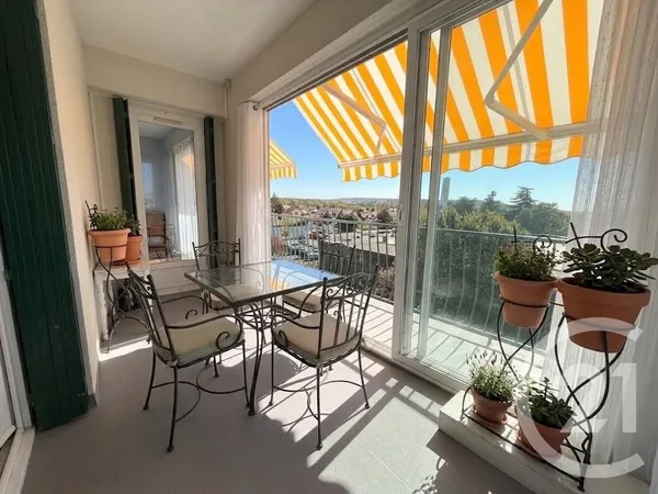Appartement 4 pièces 85 m²