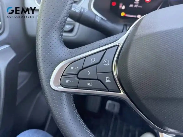 Renault Captur tce 115 ch — photo 22