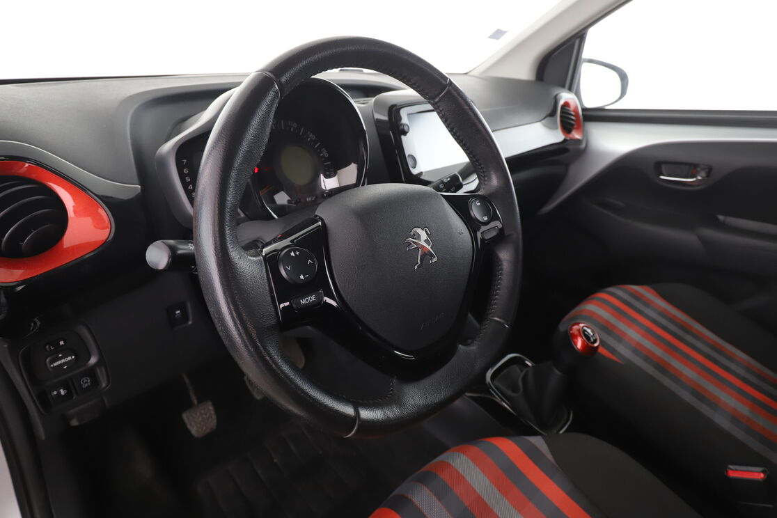 Peugeot 108 1.0 VTi Collection — photo 10