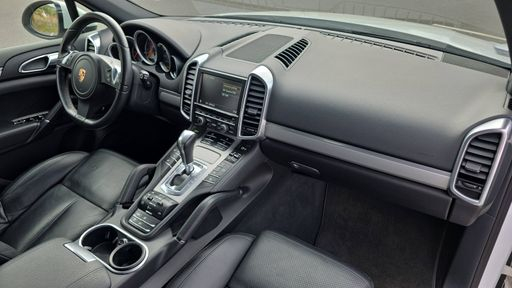 Porsche Cayenne 4.8 V8 400 Tiptronic - S – 2012 – 164913 km – Essence – Boîte Automatique — photo 27