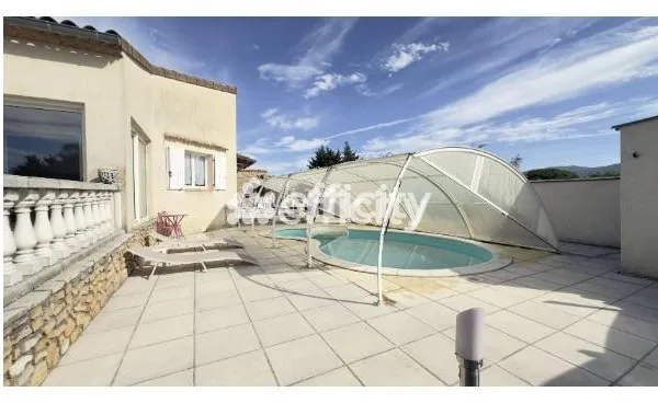 Maison 5 pièces 157 m²