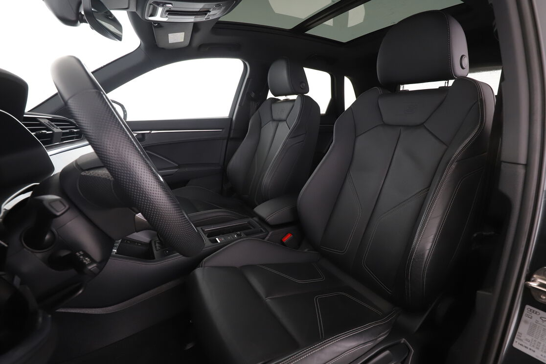 Audi Q3 35 TDI S Line S Tronic 7 — photo 9
