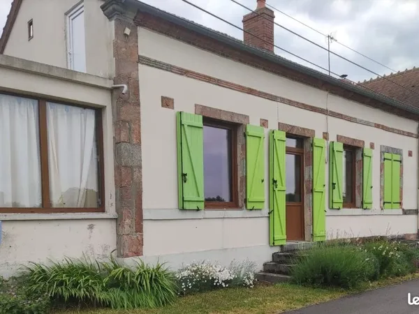 Charmante maison réhabilitée - Vue dégagée, verger et grand terrain de 3 200 m² (Allier)