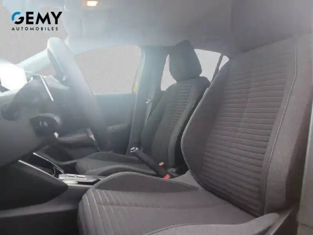 Peugeot 208 puretech 100 s&amp;s eat8 — photo 61