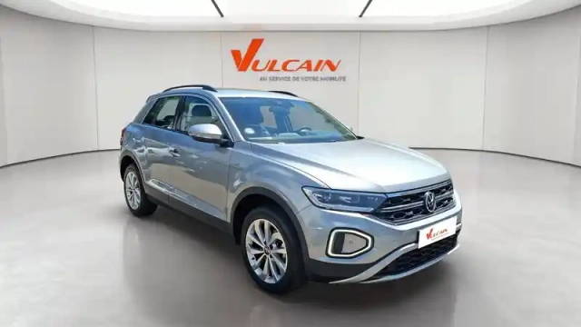 Volkswagen T-Roc 1.5 tsi evo 150 start/stop dsg7 — photo 10