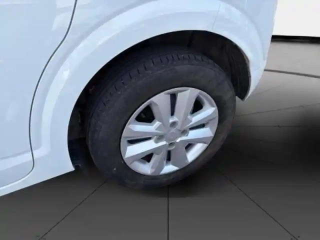Dacia Sandero 1.0 sce 65ch expression — photo 11