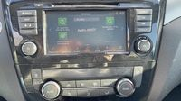Nissan Qashqai 1.7 dCi 150 N-Connecta — photo 13