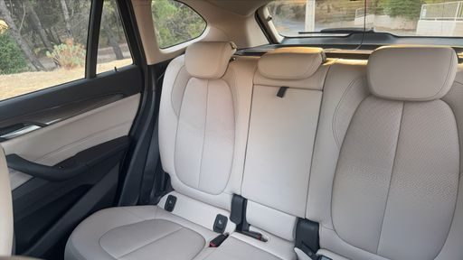 BMW X1 sDrive 18i 140 DKG7 - Xline – 2018 – 85990 km – Essence – Boîte Automatique — photo 30