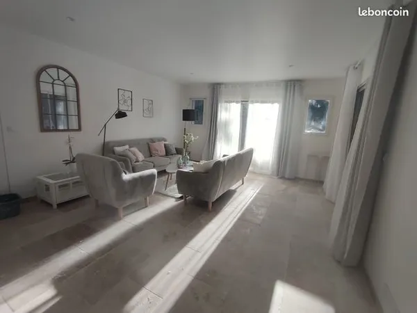 Louons maison neuve meublée ,clim