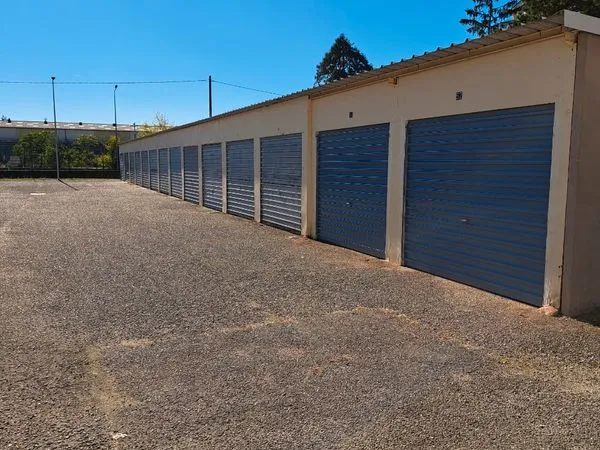 Location garages Saint-Priest
