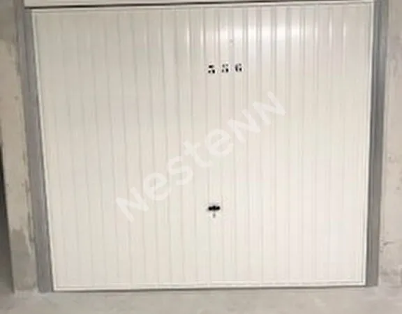 Parking/box 30 m² LA CIOTAT