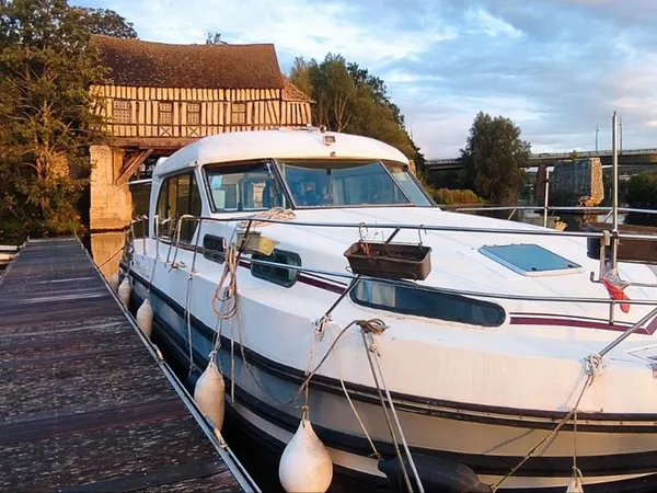 Bateau logement