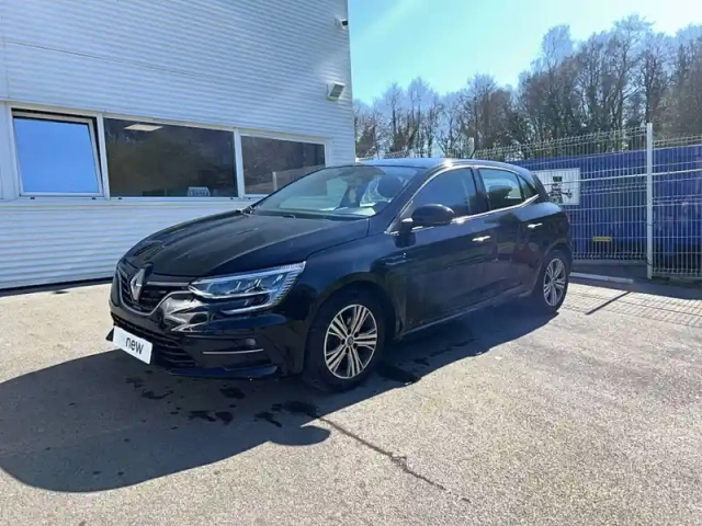 Renault Megane iv berline blue dci 115 edc
