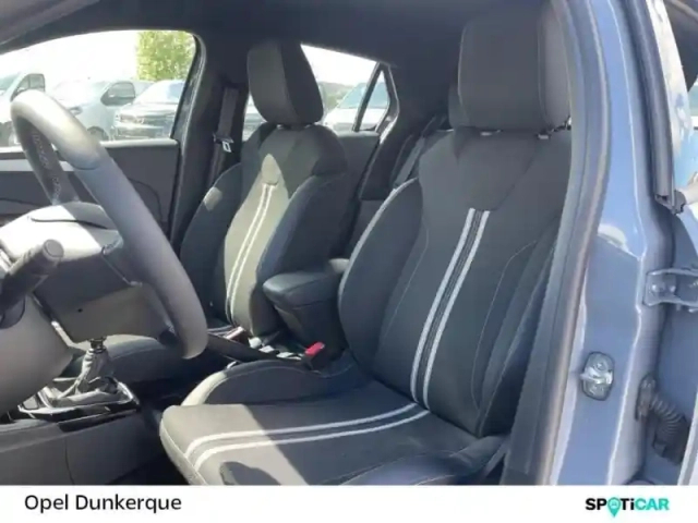 Opel Corsa 1.2 turbo 100ch gs — photo 7
