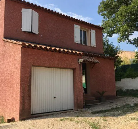 Brignoles - particulier loue charmante villa de 85m2 avec jardin