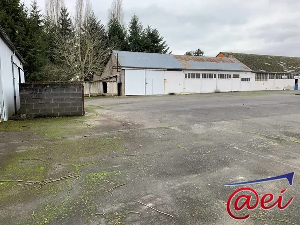 Vente murs et fonds local commercial + habitation T4 Bureaux, ha