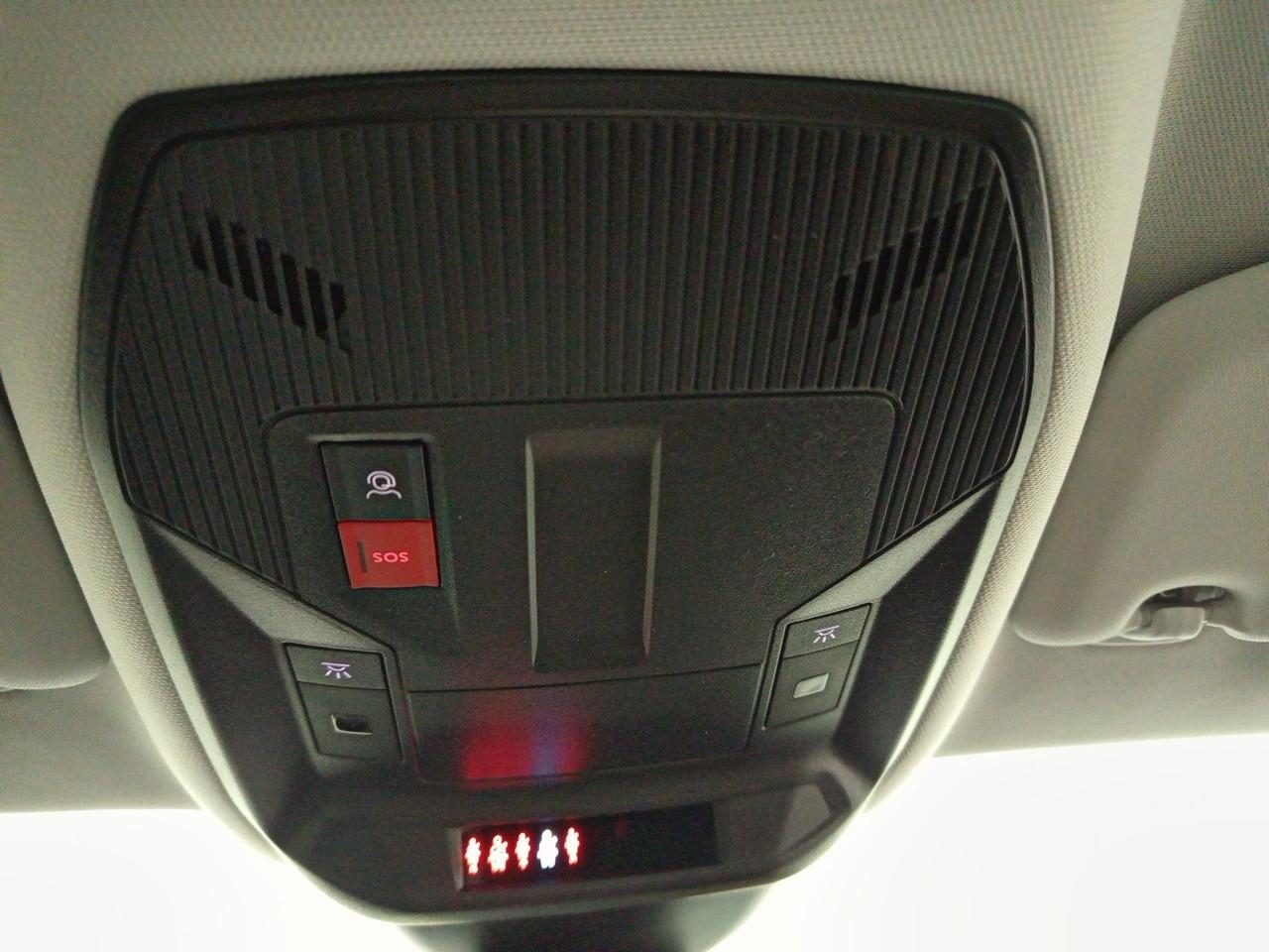 Peugeot 308 hybrid 145 e-dcs6 style — photo 31