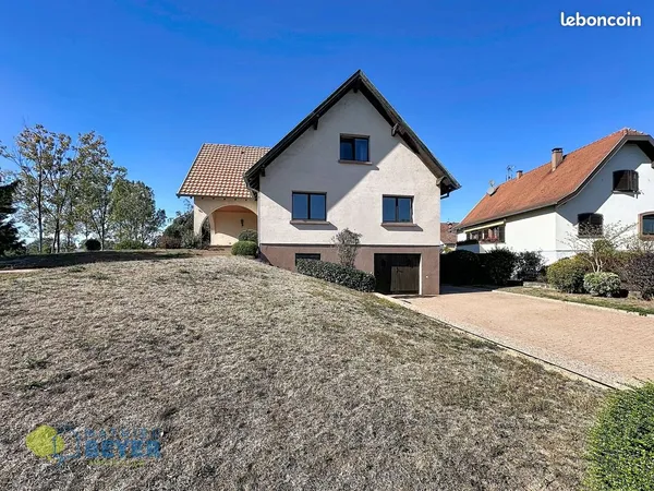 Propriété 8 pièces 179 m²