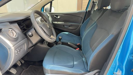 Renault Captur 0.9 TCe 90 - Zen – 2014 – 107458 km – Essence – Boîte Manuelle — photo 6