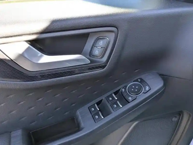 Ford Kuga 2.5 duratec 225ch phev st-line x bva — photo 10