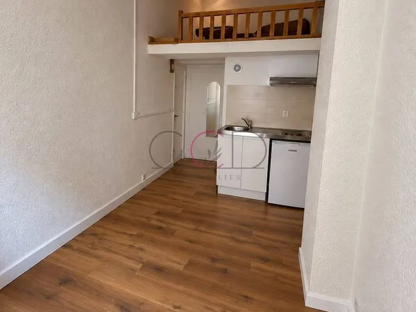 Studio 1 pièce 16 m²