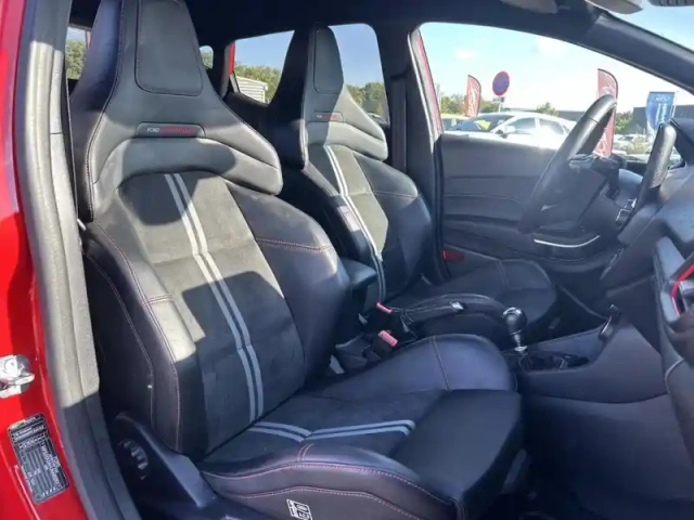 Ford Fiesta 1.5 ecoboost 200ch st 5p — photo 11