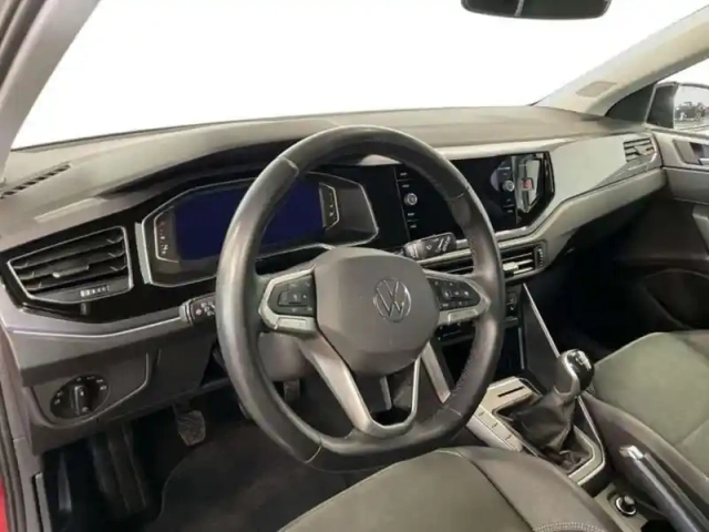 Volkswagen Polo 1.0 tsi 95 s&amp;s bvm5 style — photo 9