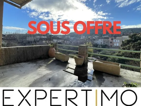 IMMEUBLE DE 5 APPARTEMENTS, JARDIN TERRASSE ET GARAGE, SALER