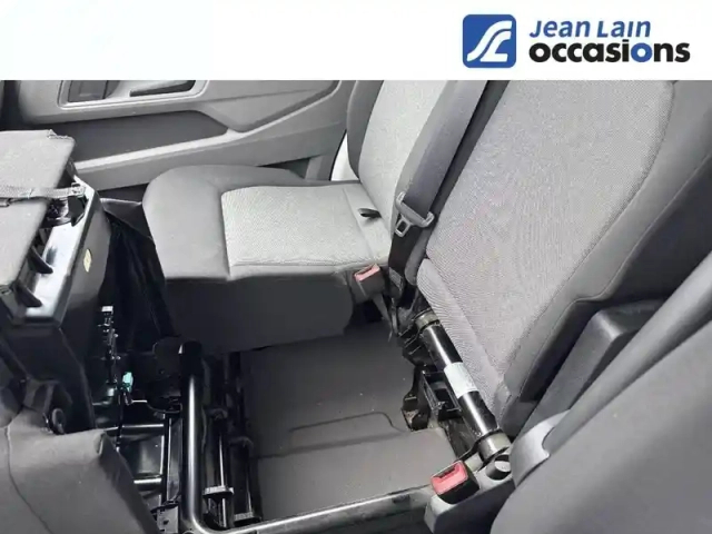 Volkswagen Crafter van 35 l3h3 2.0 tdi 140 ch bva — photo 20