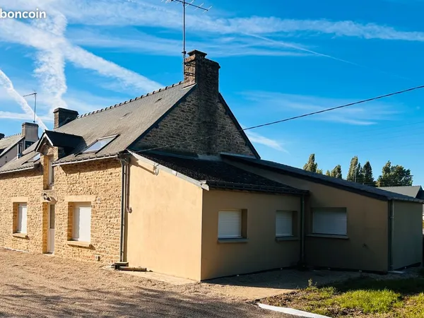 Maison rénovée 120m2, 4ch. Jardin 1200m2 -Val d'Oust quartier la gare