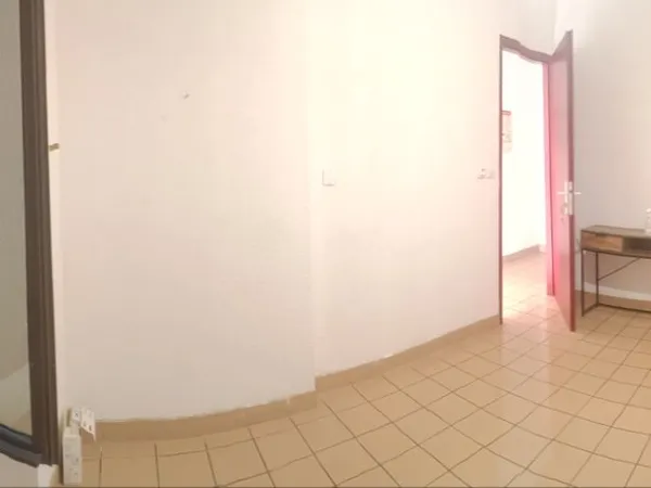 Local professionnel