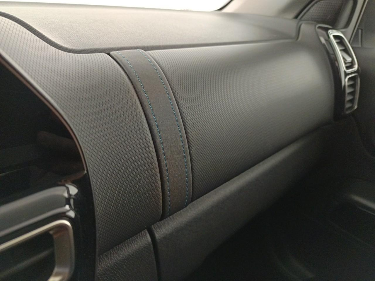 Citroën C5 Aircross hybride rechargeable 225 e-eat8 shine — photo 31