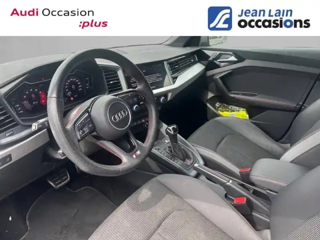 Audi A1 sportback 40 tfsi 207 ch s tronic 7 — photo 11