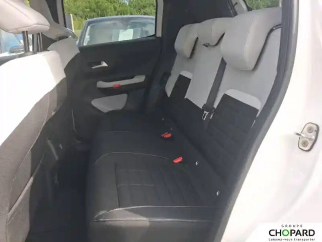 Citroën C3 hybride 110 ch e-dcs6 — photo 11