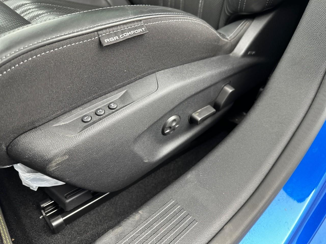Peugeot 308 phev 225 e-eat8 gt pack — photo 38