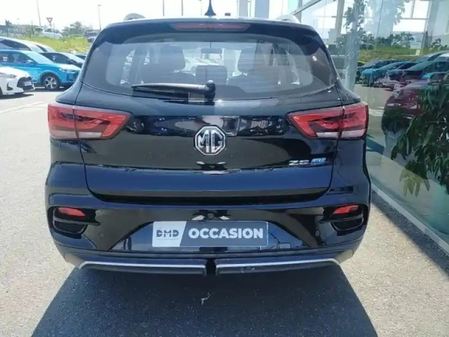 Mg Zs ev 156ch - 70kwh luxury — photo 12