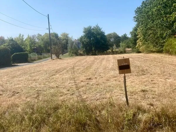 Vends terrain à bâtir