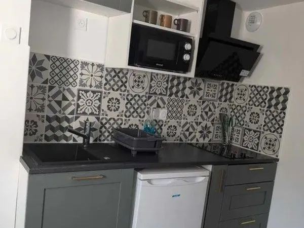 Studio meublé 20m² entièrement refait à neuf