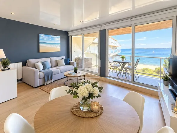 Bel appartement T1 en dernier étage pied dans l'eau- Quartier Pereire