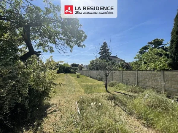 Terrain à bâtir Vente Croissy-sur-Seine  911m² 715000€
