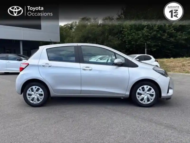 Toyota Yaris 70 vvt-i france connect 5p rc19 — photo 6