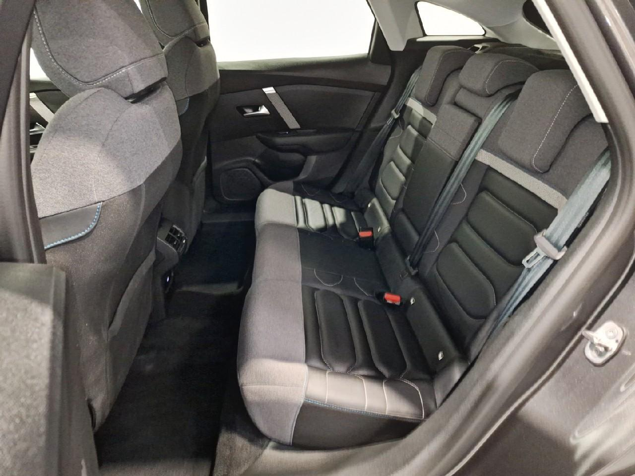 Citroën C4 puretech 130 eat8 max — photo 10