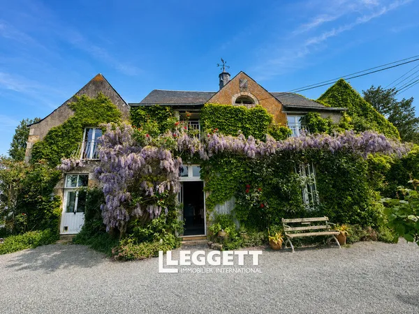 Maison 8 pièce(s), LIVET