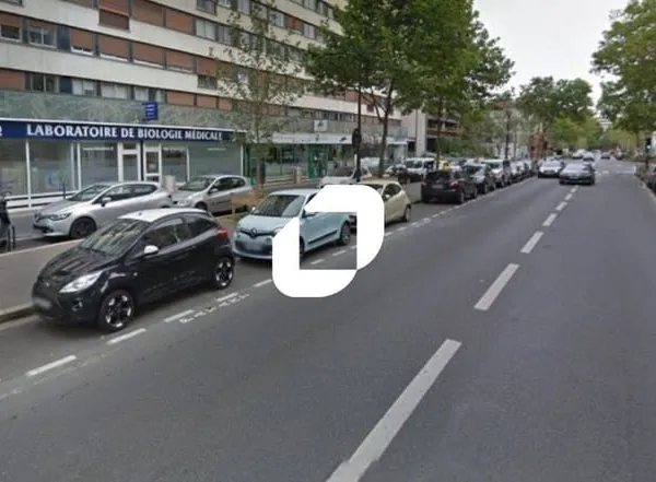 Local commercial 165 m²