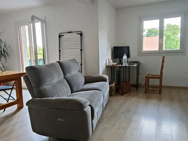 T3 lumineux de 68 m² avec garage et cave à Prévessin-Moëns